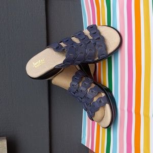 Jambu sandals NWOT
